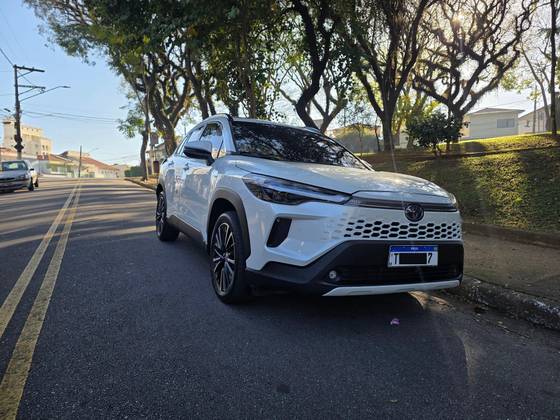 TOYOTA COROLLA CROSS 1.8 VVT-I HYBRID FLEX XRX CVT